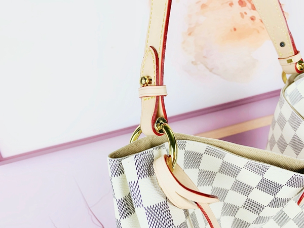 ルイヴィトンバッグ内部構造